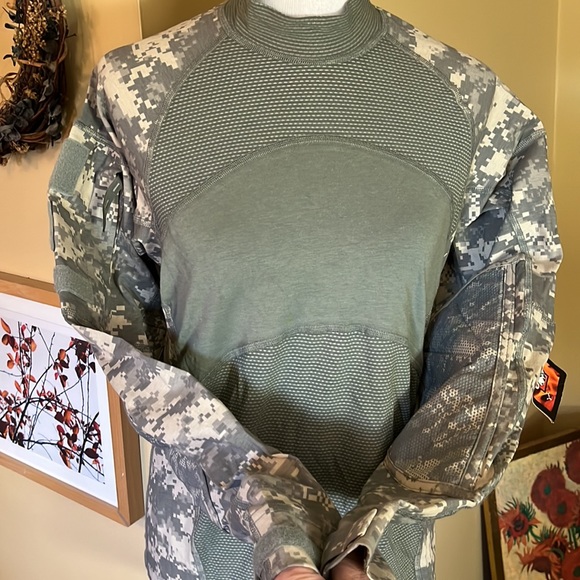 MASSIF Size Small Army ACU Camouflage  Flame Resistant Army Combat Shirt ACS NEW - Picture 3 of 14